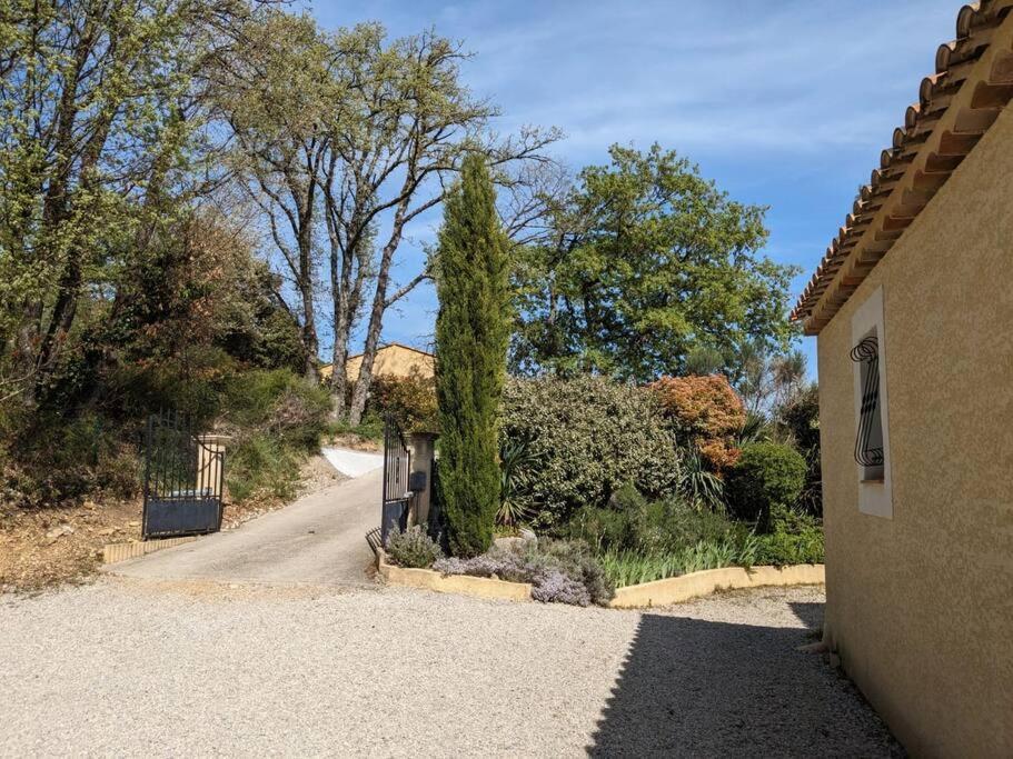 Villa Calme Avec Piscine A Greoux Exterior photo